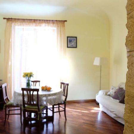パレルモLa Casa Di Tufoアパートメント エクステリア 写真